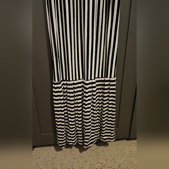 Monochrome Striped Patchwork Maxi Dress, Plus Size XL - Picture 4 of 12